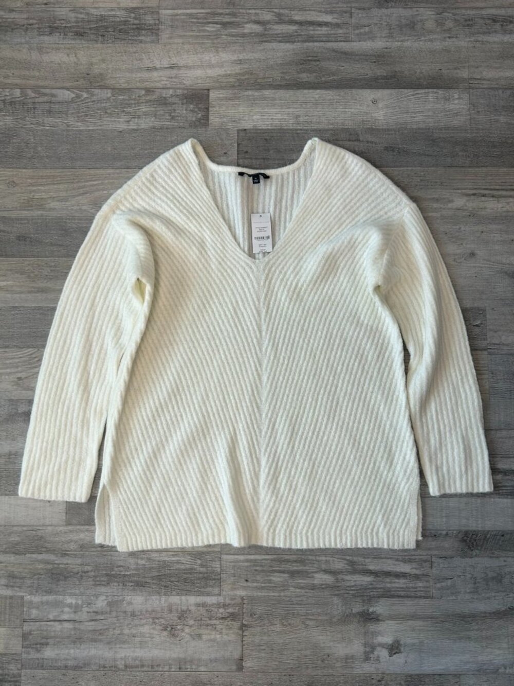 Signature Studio NWT Ivory Ribbed V-Neck Sweater Women's XL N8